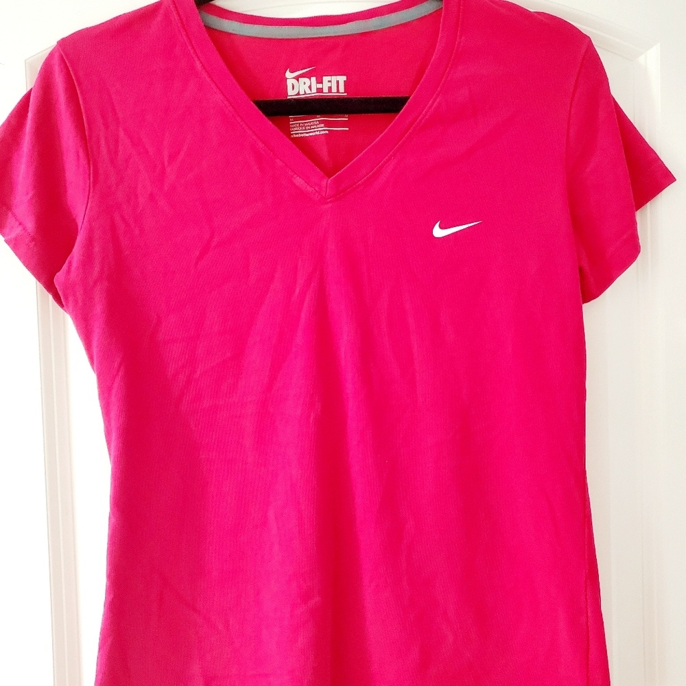 T-shirt size M